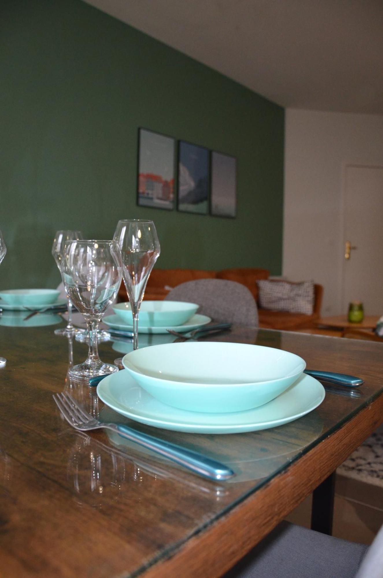 Le Cocon Troyen - 6-8P - 2 Parking Gratuits Apartment ทรัวส์ ภายนอก รูปภาพ