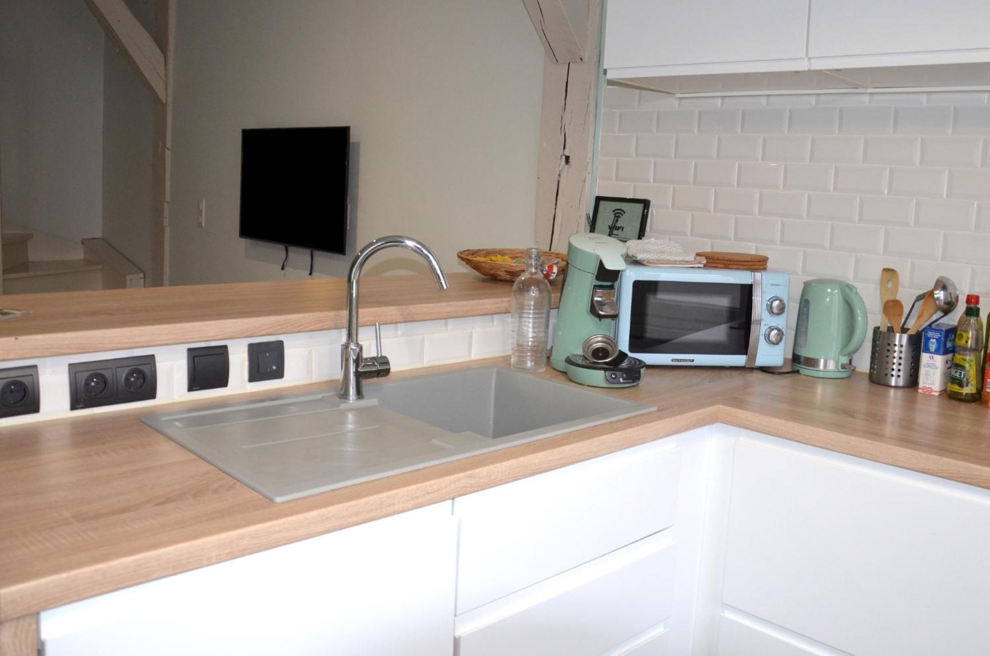 Le Cocon Troyen - 6-8P - 2 Parking Gratuits Apartment ทรัวส์ ภายนอก รูปภาพ